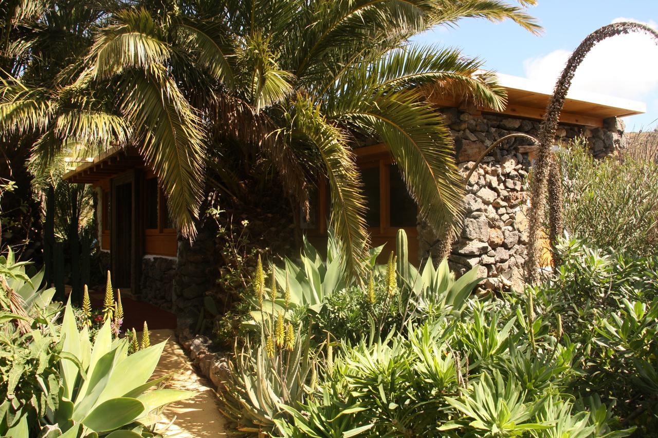 Villa Palmeras Canarias Uga Exterior photo