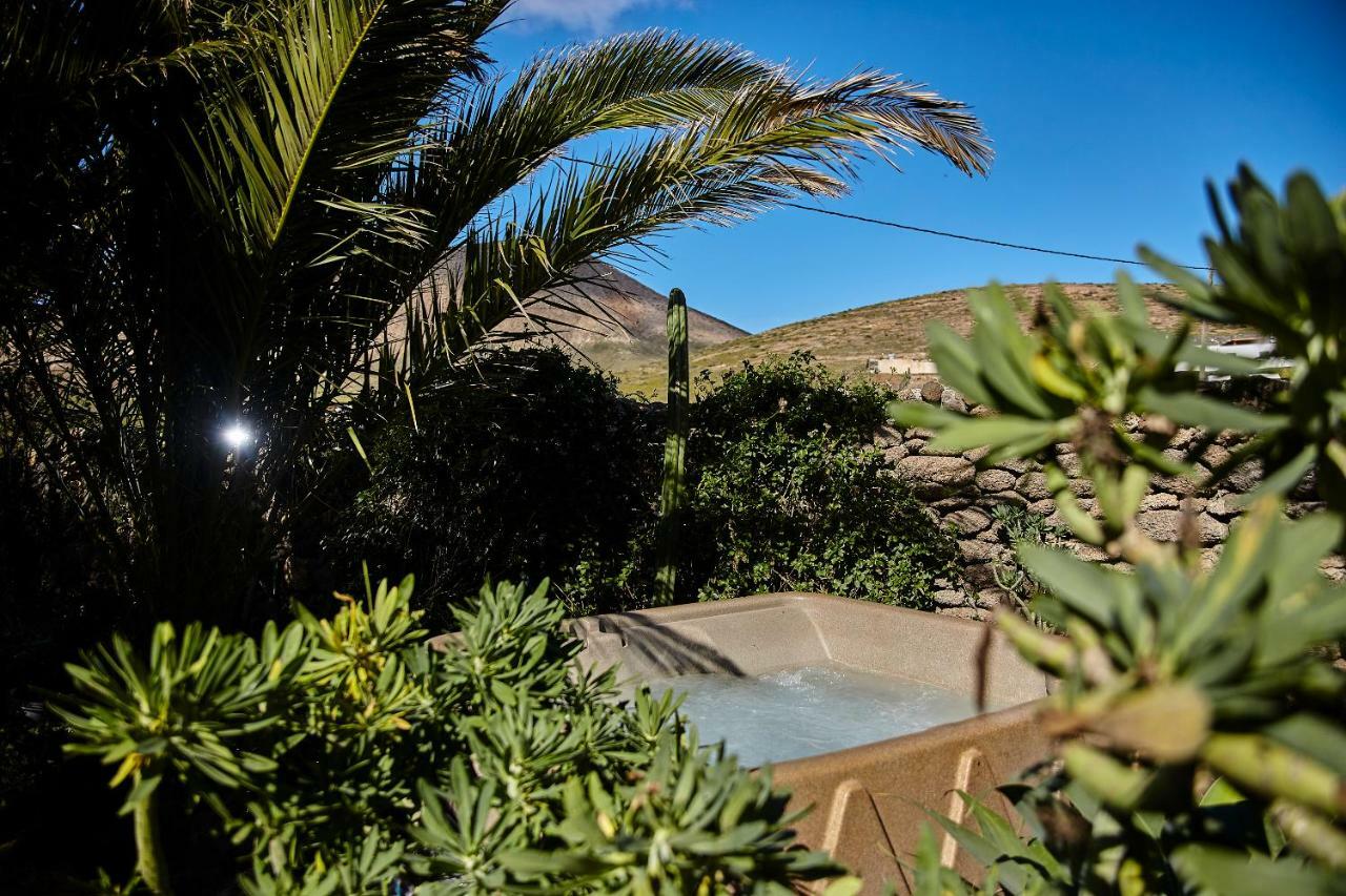 Villa Palmeras Canarias Uga Exterior photo